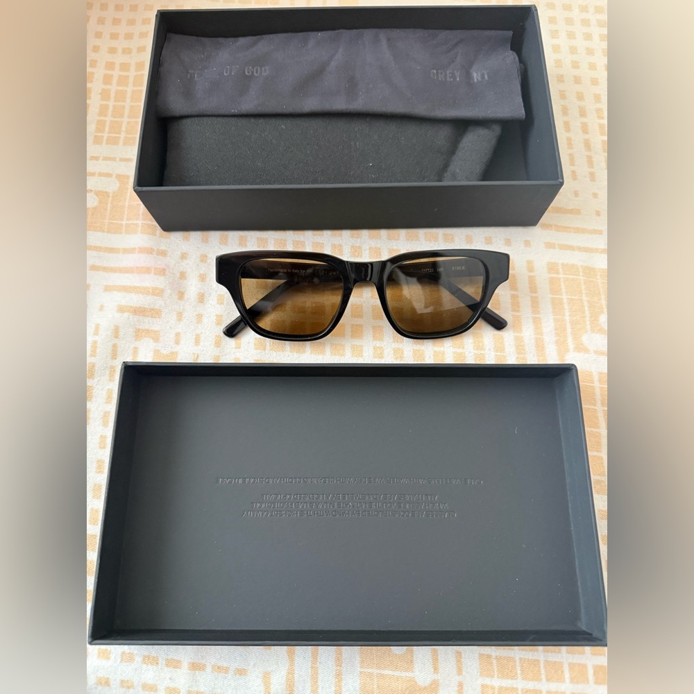 FEAR OF GOD The 1983 Grey Ant Black Sunglasses